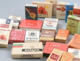 29 csomag vegyes külföldi cigaretta (albán, bosnyák, ausztrál, stb.)