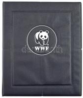 Világ Vadvédelmi Alap (WWF) műbőr, négygyűrűs album 9db kettes osztású érmés boríréktartó berakólappal, összesen 36 férőhellyel. Használt, de nagyon jó állapotban