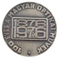 1976. 100 éves a Magyar Optikai Művek 1876-1976 / Centenárium ezüstpatinázott Br emlékérem (60mm) T:1-