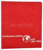 Banknoten Briefe aus aller Welt piros, plüssborítású, négygyűrűs album 34db, osztás nélküli, berakólappal. Használt, de nagyon jó állapotban