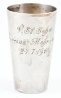 Ezüst (Ag) keresztelőpohár, vésett felirattal, jelzett, 1910 körül, m: 8,5 cm, nettó: 50 g
