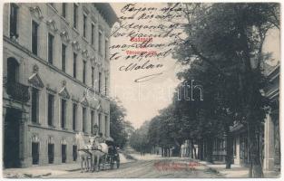 1912 Budapest XII. Városmajor utca 30-al szemben Bányász Ágoston üzlete a Városmajor utca 27. szám alatt, lovashintó. Kohn és Grünhut kiadása