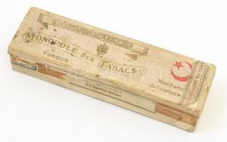cca 1920-1940 Monopole des Tabacs de Turquie, kissé sérült, kissé foltos cigarettás doboz, benne 2 é...
