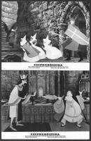 cca 1959 Walt Disney: ,,Csipkerózsika" című amerikai rajzfilm 12 jelenete, ezüst zselatinos fot...