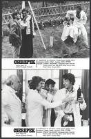 cca 1980 ,,Cserepek" című magyar film jelenetei és szereplői, 13 db vintage produkciós filmfotó, ezüst zselatinos fotópapíron, a használatból eredő - esetleges - kisebb hibákkal, 18x24 cm