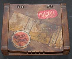 Cigarettamárkák reklámjaival ellátott régi 17x14cm-es fadoboz