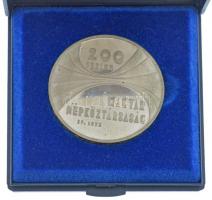 1975. 200Ft Ag "Magyar Tudományos Akadémia", "Budapest Bank Rt" dísztokban T:1- ...