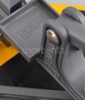 Ramers corner kézi képkeret összetűző gép, fém, műanyag nyéllel, sok-sok tűzőkapoccsal, angol nyelvű...