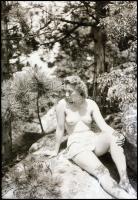 Női akt, 7 db fotónegatív, 4,5×6 cm