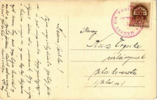 Ditró, Gyergyóditró, Ditrau; Székely kapu (építette Mezey Tamás 1934-ben) / Transylvanian wood carvi...