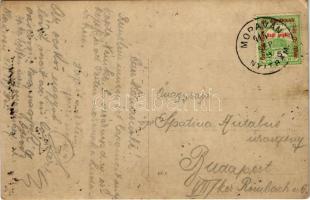 1915 Moraván, Moravany nad Váhom (Nyitra); vadász elejtett vaddisznóval és a lovászával / hunter wit...