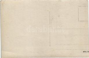 Osztrák-magyar haditengerészet matrózai szénrakodás közben / K.u.K. Kriegsmarine Kohleneinschiffung ...