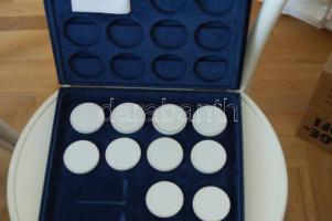 Németország 1990-es évek "Meisseni thaler" 10db klf témájú porcelán emlékérem T:1 Eredeti díszdobozban, tanúsítvánnyal!