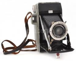 Kodak 620 film fényképezőgép, bőr szíjjal, kisebb kopásnyomokkal / Vintage Kodak 620 film camera