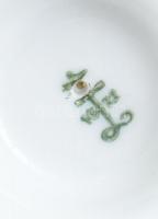 Kék mintás porcelán reggeliző készlet, 2 db tányér + 1 db csésze jelzett, kis kopásnyomokkal