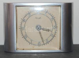 Múlt század közepén gyártott Kienzle típusú asztali ébresztőóra, időtálló és működőképes állapotban