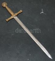 Régi kard formájú és réz markolatú levélnyitó, szép állapotban, 25cm-es hosszúsággal