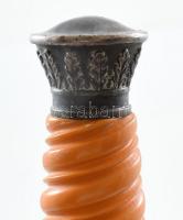 Wehrmacht 1935M tiszti dísztőr WKC Solingen gyártói jelzéssel, kissé sérült bakelit markolattal, csa...