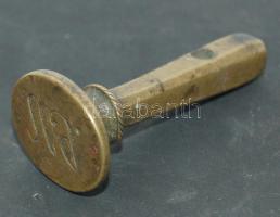 Antik monogramos pecsétnyomó rézből