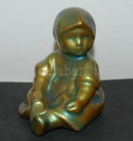 Ülő kislány eozin mázas Zsolnay kerámiából, 8,5cm-es magassággal