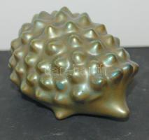 Kis süni szobrocska eozin mázas Zsolnay kerámiából, 9cm-es hosszúsággal