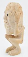 Törzsi faragott csont figura. 14 cm