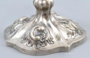 Ezüst (Ag) Biedermeier kínáló, jelzett, antik fémjellel, nettó: 88 g. m: 9,5, d: 26,5 cm / Biedermei...