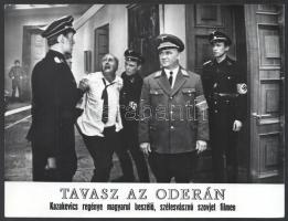 cca 1980 előtt készült filmek, amelyekben felbukkan a horogkereszt, 9 db vintage produkciós filmfotó...