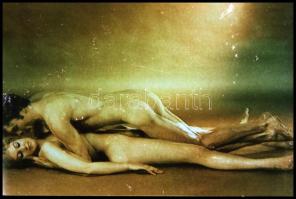 Örömszerző pozíciók, Fekete György budapesti fényképész hagyatékából 5 db másolati negatív, 24x36 mm