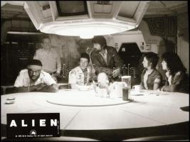 cca 1979 ,,Alien - az idegen, a szörny című amerikai sci-fi film jelenetei, 9 db produkciós NEGATÍV felvétel, 6,3x4,8 cm és ehhez közeli méretek (+ - 1-2 mm)