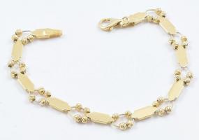 Ezüst(Ag) aranyozott golyós-csillagos karkötő, jelzett, h: 18,5 cm, nettó: 5,4 g