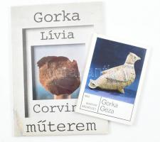 Katona Imre: Gorka Géza. Mai magyar művészet. Bp., 1972, Képzőművészeti Alap. Kiadói kartonált papírkötés. + Urbán Nagy Rozália: Gorka Lívia. Corvina Műterem. Bp.,1979, Corvina, 60 p. Gorka Lívia műveinek reprodukcióival illusztrált. Kiadói papírkötés, a borítón címkenyommal és folttal.