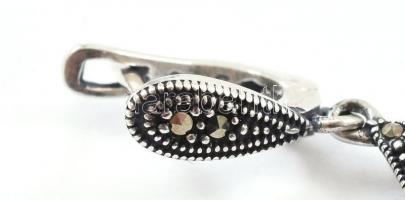 Ezüst(Ag) fülbevalópár szintetikus rubinnal, jelzett, h: 4 cm, bruttó: 11,2 g