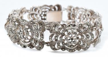 Ezüst (Ag) áttört karkötő és markazit köves medál. Jelzett, összesen bruttó 38,1 g dobozában