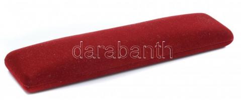 Ezüst (Ag) áttört karkötő és markazit köves medál. Jelzett, összesen bruttó 38,1 g dobozában