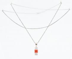 Ezüst(Ag) nyaklánc narancssárga köves medállal, jelzett, h: 54, bruttó: 4,5 g