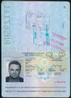 1996 Magyar Köztársaság által kiállított fényképes útlevél amerikai vízummal