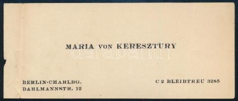 cca 1935 Keresztury Dezsőné Seiber Mária zongoraművész, zenetanár névjegykártyája. Keresztury Dezső és Seiber Mária ebben az időszakban Berlinben, Németországban élt. Törésnyomokkal.