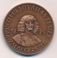 1996. "Zrínyi Miklós Alma Mater - Zalaegerszeg 1996 / Állami Gimnázium MDCCCXCVI ANNO MCMXCVI" kétoldalas bronz emlékérem (42,5mm) T:1-