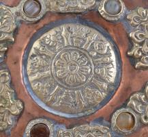 Antik tibeti sárkányos víz kiöntő, kőberakásokkal, réz. 1930 körül, korának megfelelő állapotban, m:...