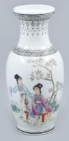 Qianlong Nian Chi, kínai Famille Rose díszváza, jelzett, kézzel festett, hibátlan, m: 21 cm