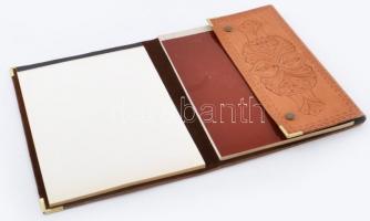 Bőrdíszműves notesz, jegyzettömb tartó, jegyzettömbbel 30x25 cm