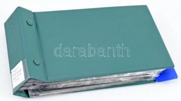 40 db MODERN képeslap a budapesti tömegközlekedésről albumban: Sikló, földalatti, metró, 10 db troli...