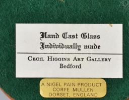 Angol üveg levélnehezék, sérült, d: 9 cm