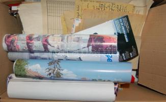 Vegyes nyomtatvány és bolhapiac tétel, benne folyóiratok, képes album, plakátok, régi számítógépes játékkazetta, stb.