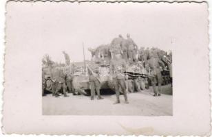 Magyarország II. világháború harckocsialakulat fotó