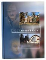 Hajdúnánás. A sokszínű város. Szerk.: Szűcsné Dr. Sebestyén Irén. Hajdúnánás, é.n., Hajdúnánás Városi Önkormányzat. Magyar, angol és német nyelven. Kiadói kartonált papírkötés.