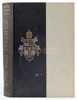 [Angelo Giuseppe Roncalli, XXIII. János pápa] Pope John XIII: Journal of a Soul. Translated by Dorothy White. New York, 1965, McGraw-Hill Book Company, 453 p. Angol nyelven. Kiadói egészvászon-kötés, a borítón kisebb foltokkal, kopásnyomokkal, belül jó állapotban.