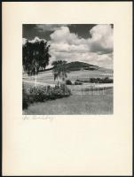 12 db ausztriai fotó, lapra ragasztva, feliratozva, vegyes méretben, vászonborítású albumban