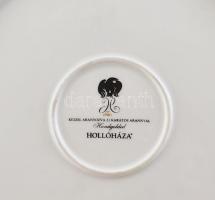 Hollóházi Szász Endre által tervezett mintával díszített porcelán tál, aranyozott, jelzett, kopásnyo...